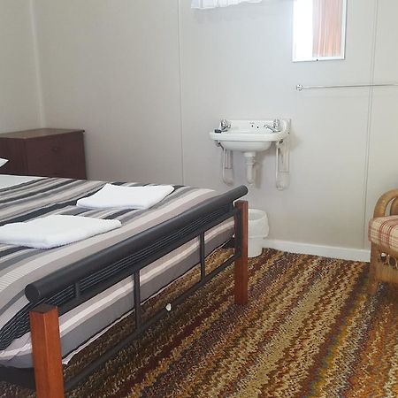 والبول Tingle All Over Budget Accommodation المظهر الخارجي الصورة