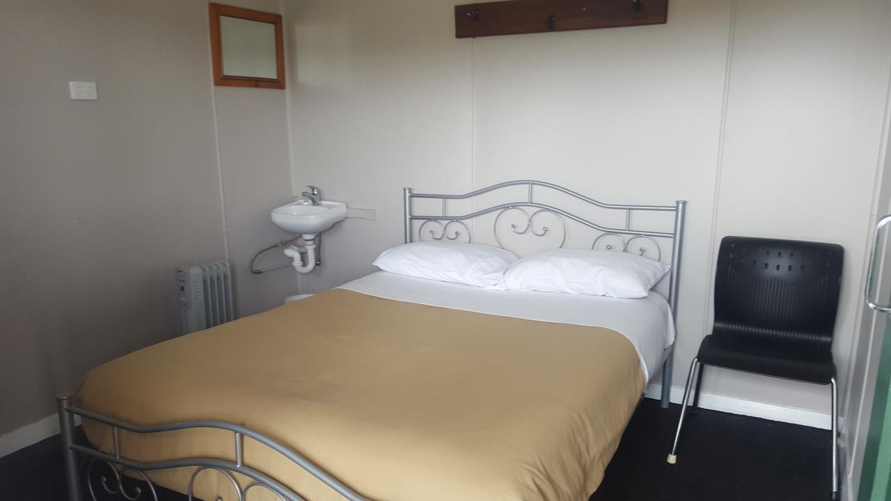 والبول Tingle All Over Budget Accommodation المظهر الخارجي الصورة
