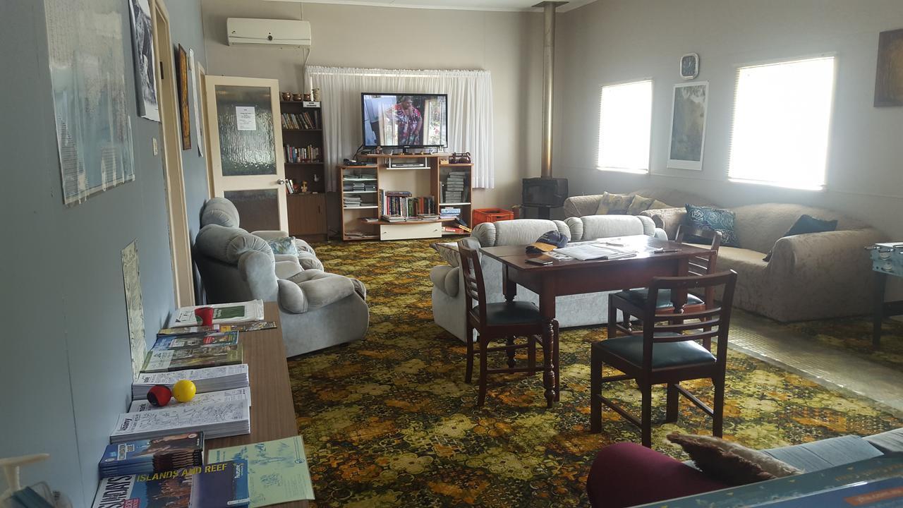 والبول Tingle All Over Budget Accommodation المظهر الخارجي الصورة