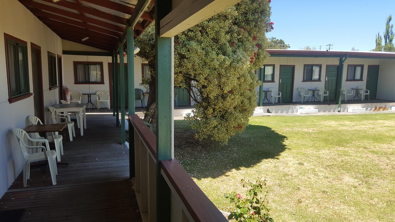 والبول Tingle All Over Budget Accommodation المظهر الخارجي الصورة